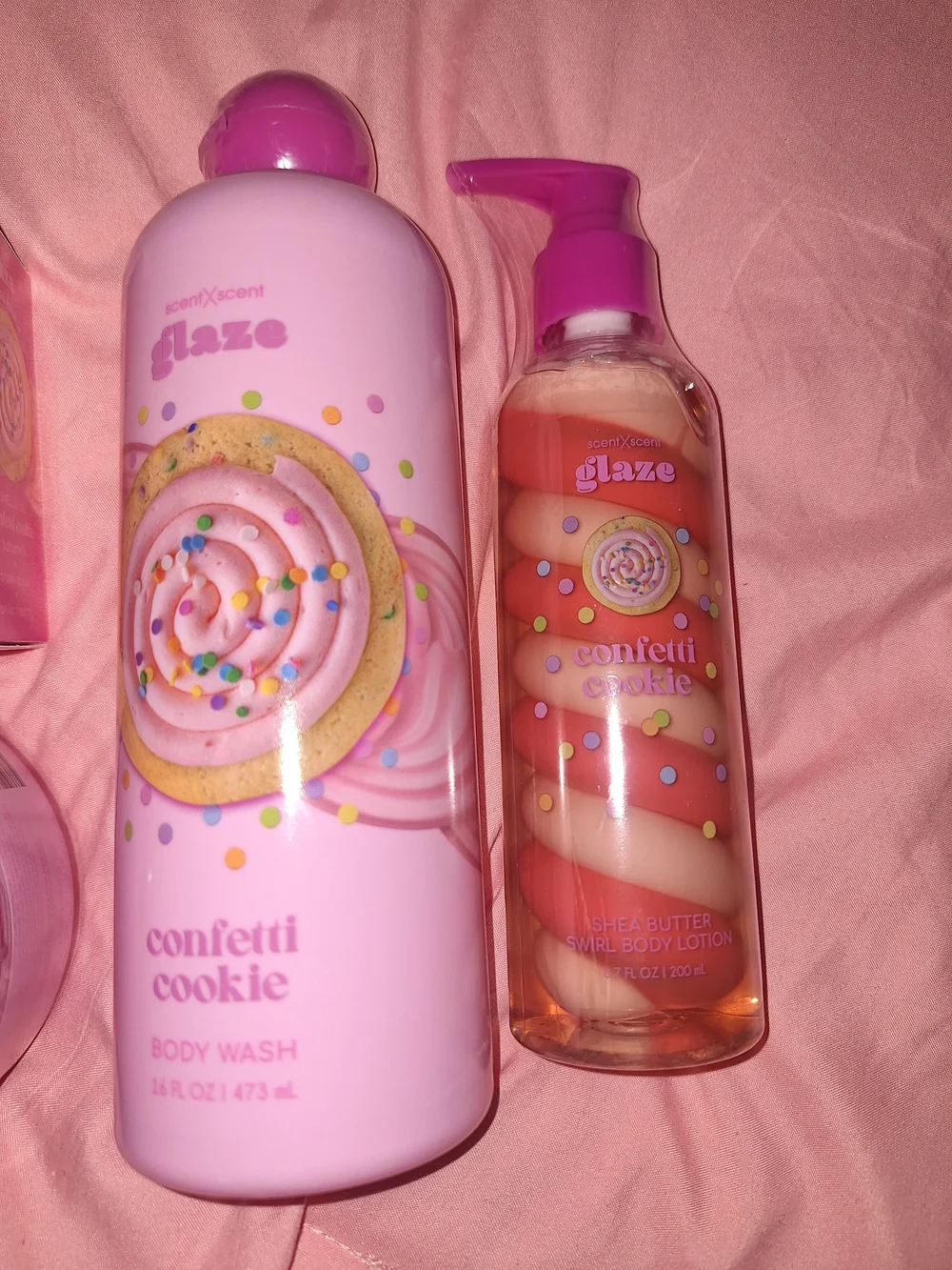 glaze Confetti Cookie Pink Body Wash & Body Scrub Set
